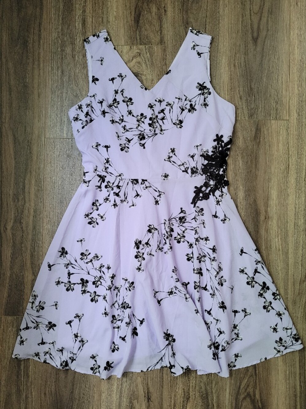 Lavender Floral A-Line Dress with Black Lace Embroider Detail NWT*